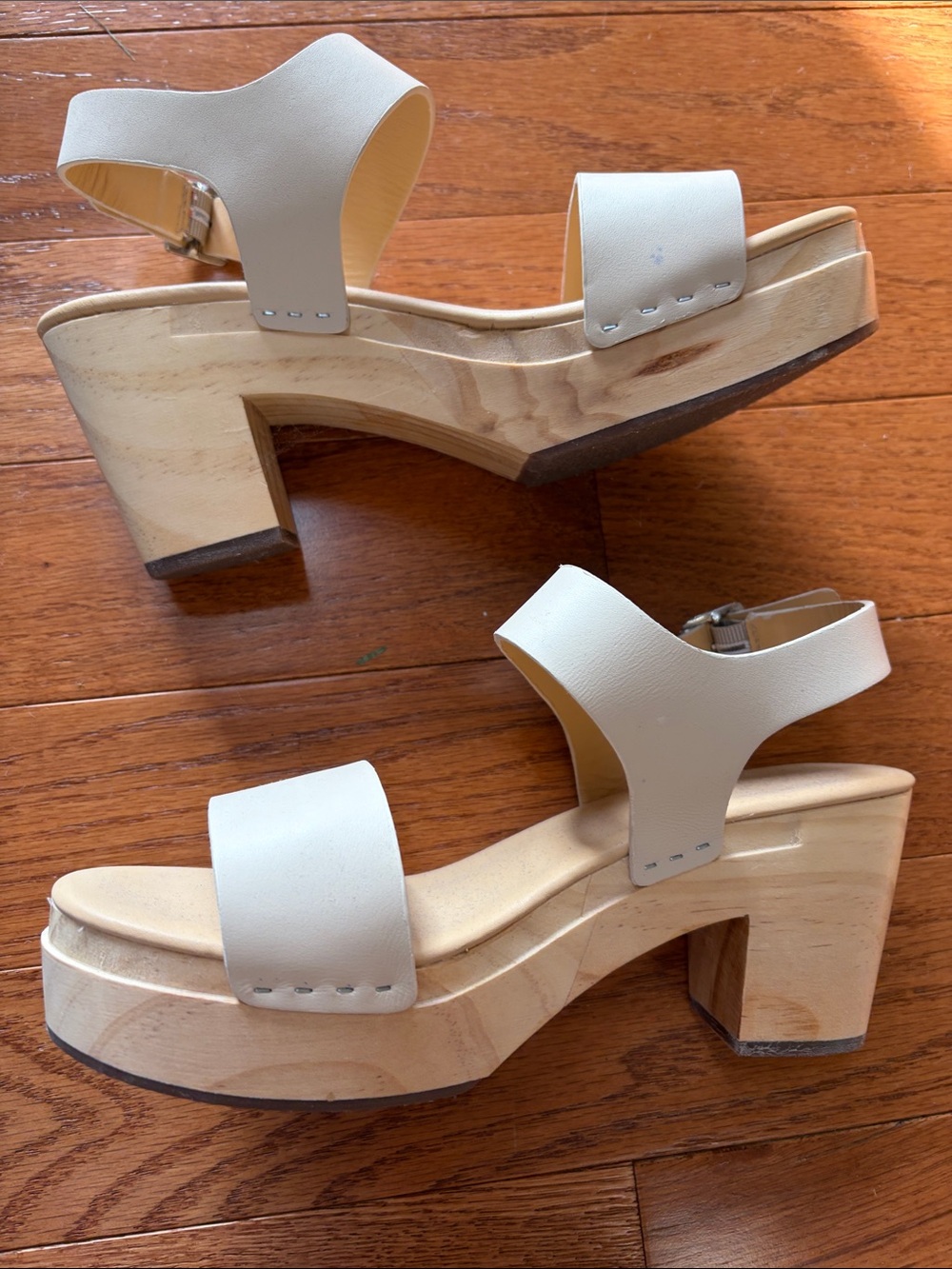 Nisolo All day Open toe clog size 8